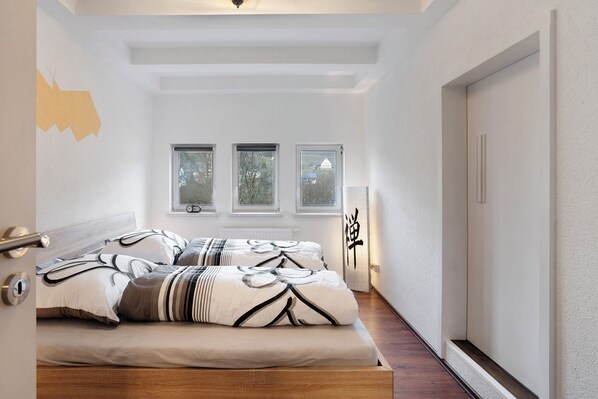 2 bedrooms, iron/ironing board, free WiFi, bed sheets - Apartment 'Waldliebe' with Wi-Fi (Schramberg)