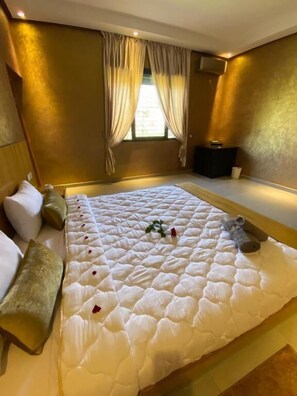 5 bedrooms