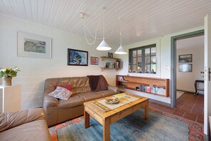 TV, DVD-spiller og stereoanlegg