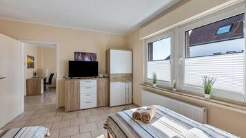 1 bedroom, iron/ironing board, free WiFi, bed sheets