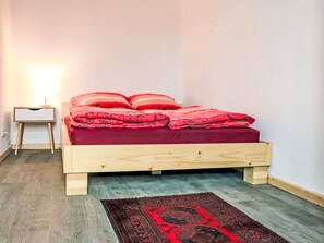1 bedroom, Internet