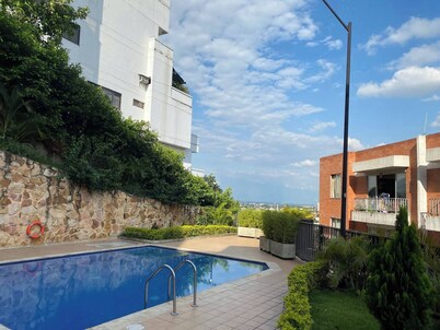 Entire home in business luxury chipichape!