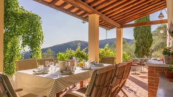 Ristorazione all'aperto