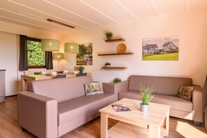 Unclassified image, 5 of 15, button