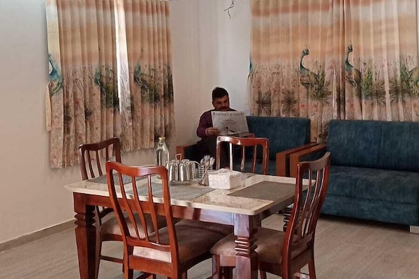 Executive Double Room | Living area