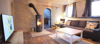 Cozy apartment with 2 bedrooms, wood-burning stove, kitchen and terrace
