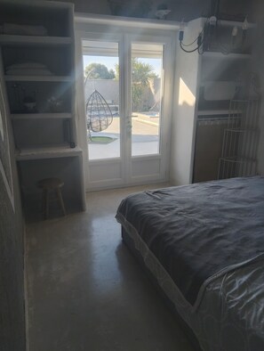 3 bedrooms, iron/ironing board, WiFi, bed sheets - Villa Besne swimming pool jaccuzi (Thuir)