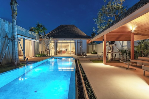 Famous Anchan Flora 4 BR V165