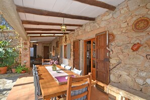 Outdoor dining - Rafal baix - idyllic country house with private pool (Son Servera)