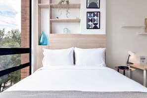 1 makuuhuone, silitysrauta/-lauta, Wi-Fi, vuodevaatteet