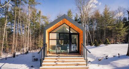 Cabin at Woodland Lodge: Off grid escape in the catskills