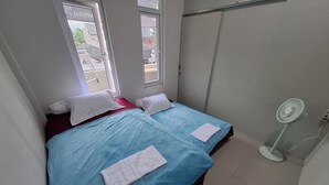Room - Koala Tidur Hostel Syariah Yogyakarta (Depok)