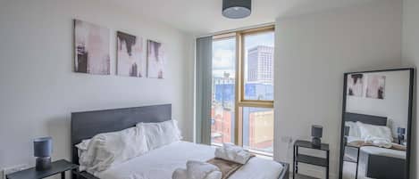 1 chambre, bureau, fer et planche Ă repasser, Wi-Fi