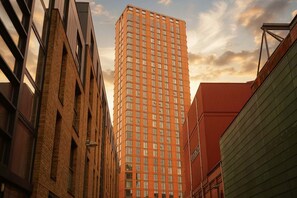 Exterior - Modern 2 Bed Central Birmingham Flat w City Views (Birmingham)