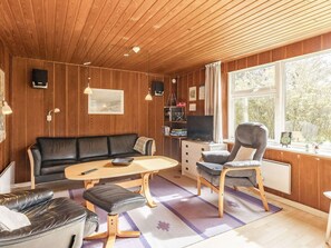 House | Living area - 6 Person Holiday Home in Lokken (Lokken)