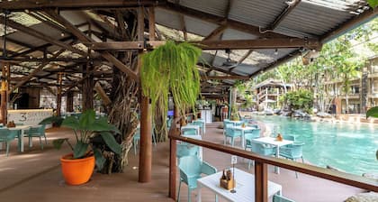 Charming studio with WiFi, fitness room in delightful Port Douglas.