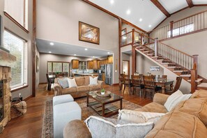 TV, fireplace, offices