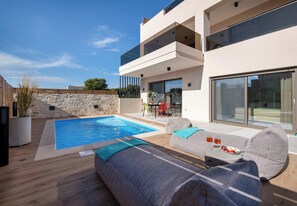 View from room - Flos Apartments (Chania)