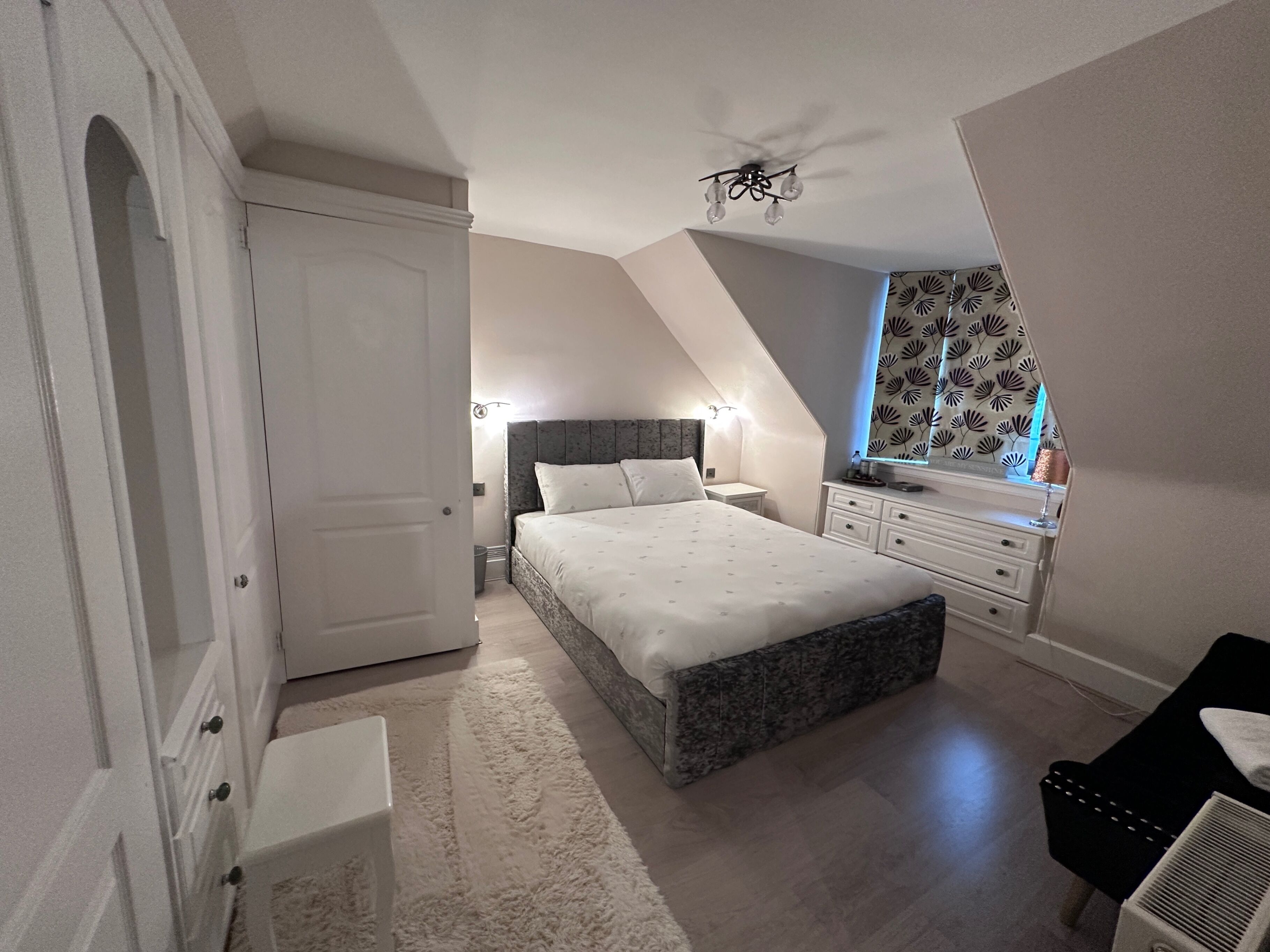 3 bedrooms, free WiFi, bed sheets