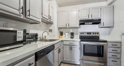 Legacy at Imperial Village 808 I 2 Bed 1 Bath