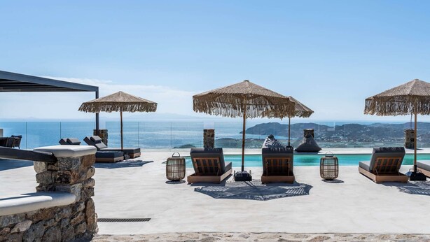 Pool - Makani 1.Junior Suite with Terrace (Mykonos)