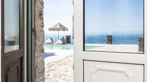 Unclassified image, 2 of 8, button - Makani 3.Junior Suite with Pool View (Mykonos)