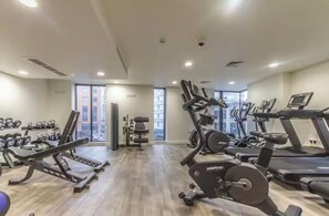 Fitness facility - Cosy Birmingham centre penthouse- free Netflix gym ps4 (Birmingham)