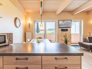 Interior - Lovely apartment in villa for 5 people with WIFI, TV and terrace (Dagebüll)