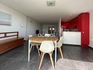 Dining - Charming apartment with pool near the beach in Platja d'Aro (Platja d'Aro)
