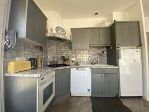 Frigorífic, microones, forn i rentaplats