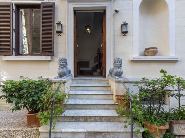 Exterior detail