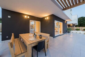 Outdoor dining - Villa Belveder II - charming house with outdoor pool (Pag)