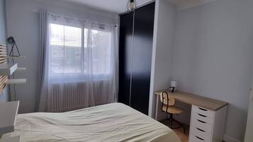 4 Schlafzimmer, Bügeleisen/Bügelbrett, WLAN, Bettwäsche