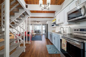 電子レンジ、食器洗い機