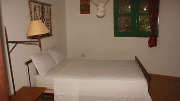 5 bedrooms, WiFi, bed sheets