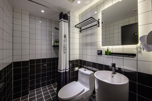 Economy Mix Dorm (4 beds)