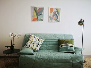 Smart-tv och eldstad