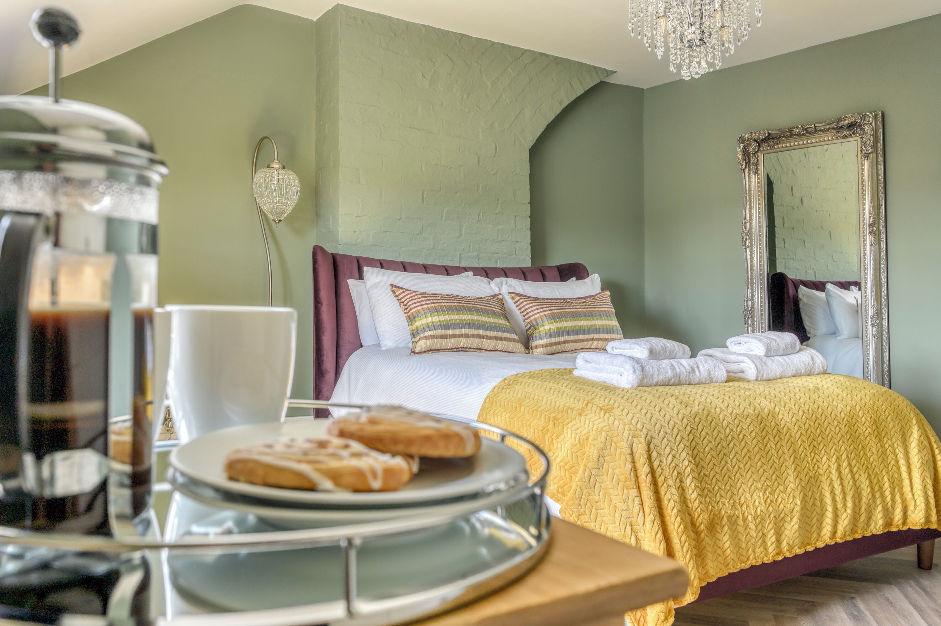 2 bedrooms, iron/ironing board, travel crib, free WiFi