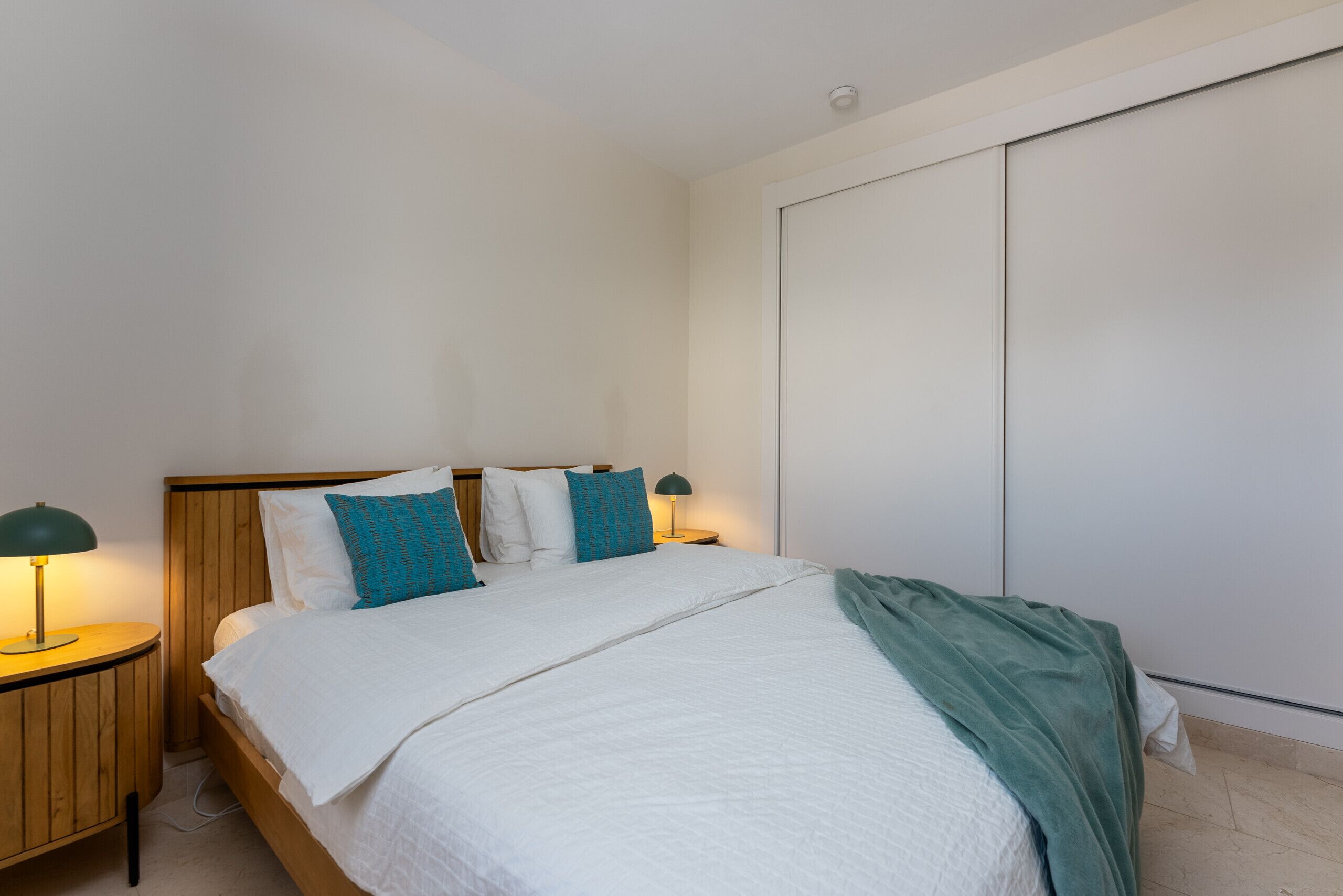 3 camere, ferro/asse da stiro, Wi-Fi gratuito, lenzuola