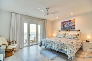 Interior - Bayfront St Petersburg Retreat 4 Mi to Downtown! (St. Petersburg)