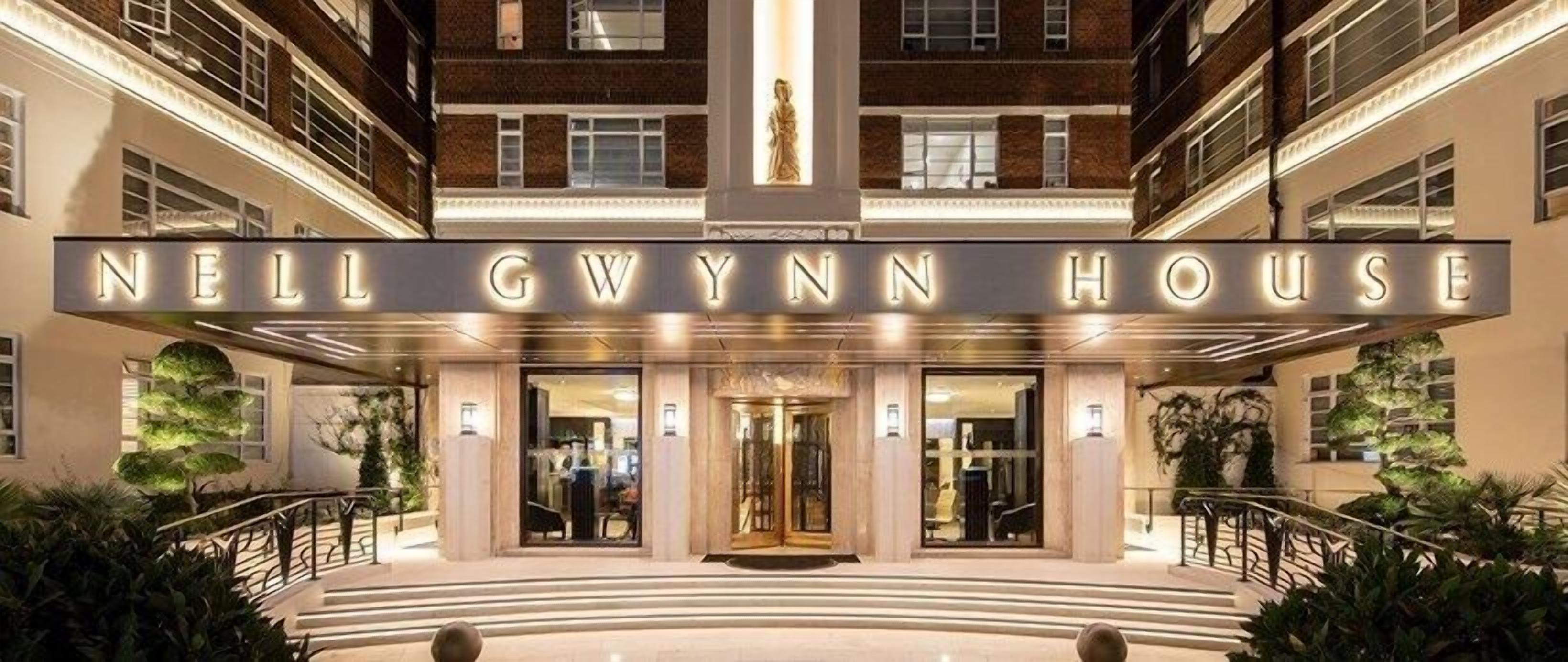 تفاصيل الفندق من الخارج