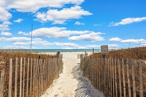 Beach nearby - Sugar Beach 247: Beach view, 3 pools, steps to sand & local hotspots! (Orange Beach)