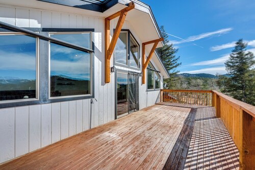Pristine Cabin w/ Stables in Black Hawk by Casinos