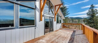 Pristine Cabin w/ Stables in Black Hawk by Casinos