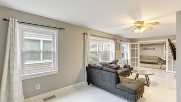 House (3 Bedrooms) | Bahagian dalam