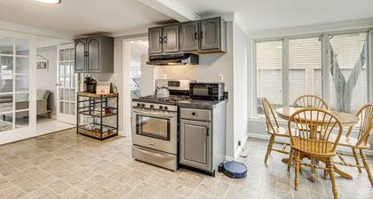 1 Mi to Bradley Beach: Family-friendly Home!