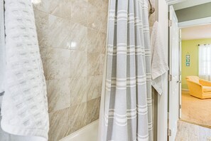 Apartment (2 Bedrooms) | Interior - Walk to Beach: PCB Gem w/ Community Pool Access! (Panama City Beach)