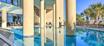 Mardi Gras Boho Chic Condo on the Gulf!