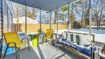 House (1 Bedroom) | Interior