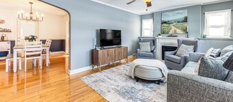 3 Mi to Hospitals: Inviting Rockford Home w/ Yard!